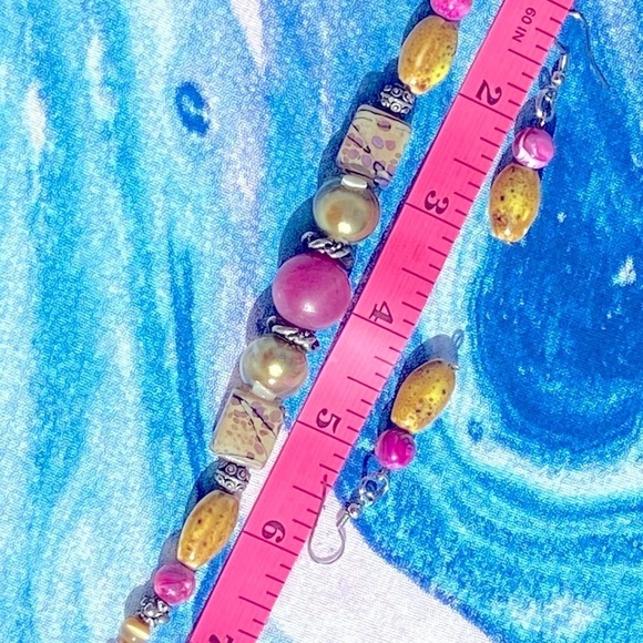 Handmade Beaded Bracelet & Earring Set- Beautiful Colors-Gently Used Condition - Picture 16 of 16